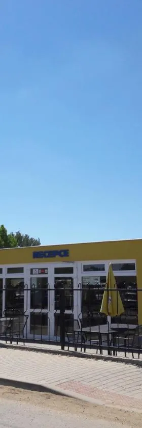 AUTO-AQUA-CYCLOCAMP OSTROŽSKÁ NOVÁ VES，位于奥斯特罗赫新村的酒店