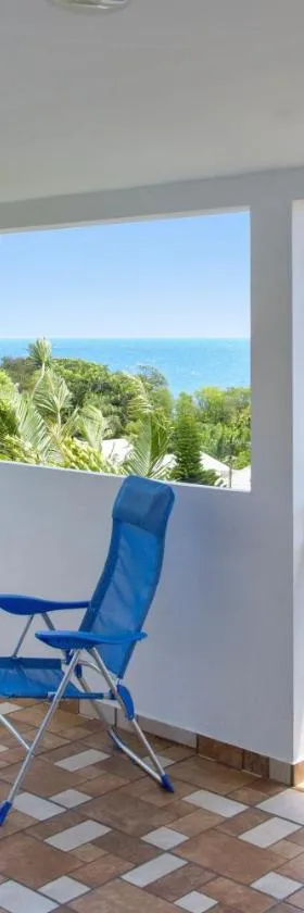 Maison confortable avec vue sur mer à Sainte-Rose + jardin，位于圣罗斯的酒店