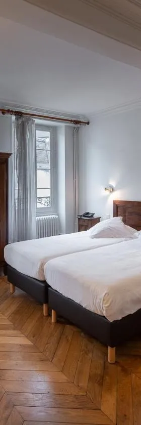 Hôtel des Tonneliers，位于博讷的酒店
