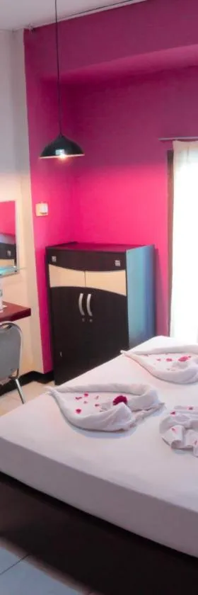 Hotel FX72 Ruteng，位于鲁滕的酒店