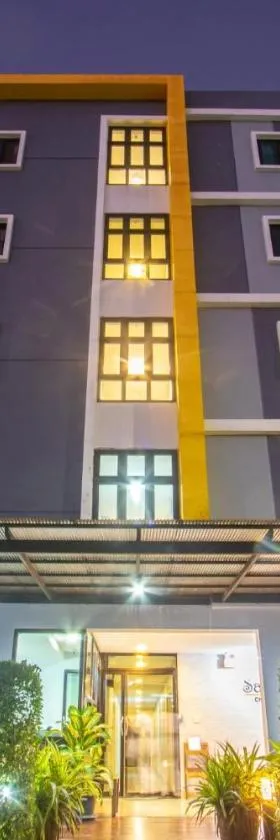 莱卡邦萨里素里酒店，位于莱卡邦的酒店