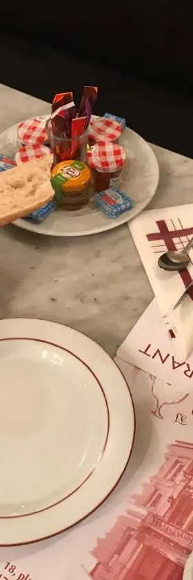杜克迪欧酒店，位于容扎克的酒店