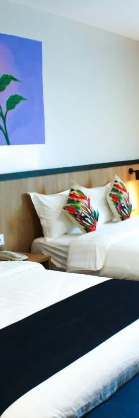 Savana Hotel & Serviced Apartments，位于玻璃市港口的酒店