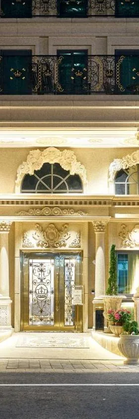 Sun Moon Lake Queen Castle Hotel 日月潭皇后古堡飯店，位于鱼池乡的酒店