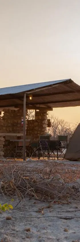Etosha Trading Post Campsite，位于奥考奎约的酒店