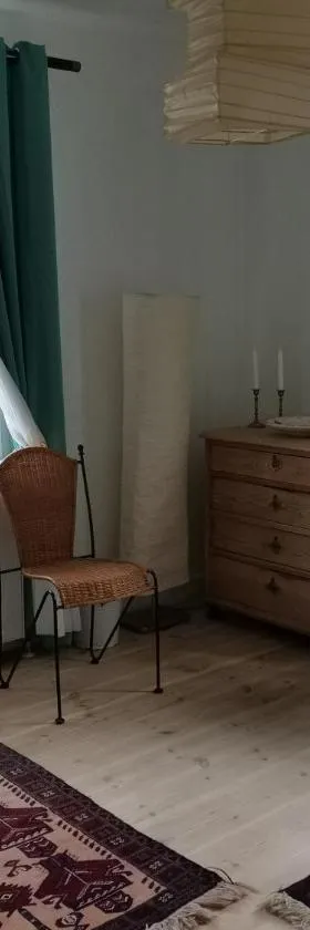 Mikrogaarden shared kitchen&bathroom，位于Svebølle的酒店