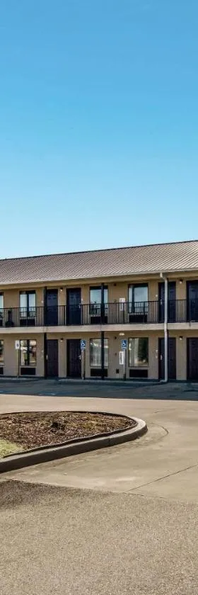 Rodeway Inn & Suites，位于都柏林的酒店