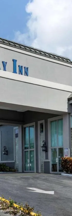 博格新港口罗德威酒店 ，位于新里奇港的酒店