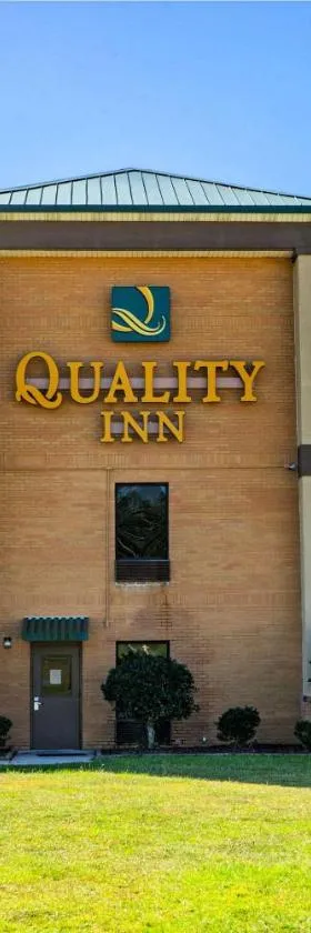 Quality Inn Whiteville North，位于Whiteville的酒店
