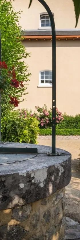 Logis L'Ermitage Hôtel & Restaurant，位于索尔日的酒店