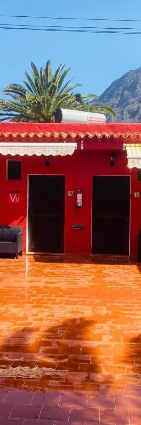 Pensión Casa Trudo，位于弗龙特拉的酒店