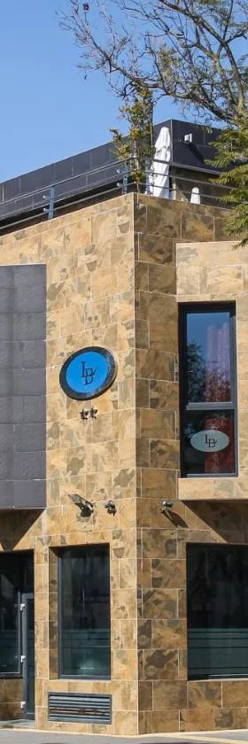Hotel LB Lebrija by MA 22 Puntos，位于莱夫里哈的酒店