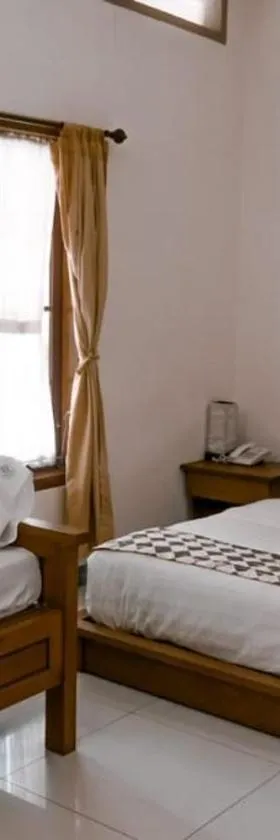 Grand Cepu Hotel，位于Cepu的酒店