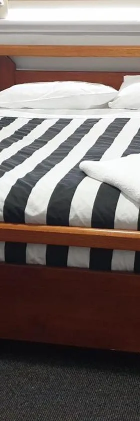The Eastern Hotel Accommodation，位于巴拉腊特的酒店