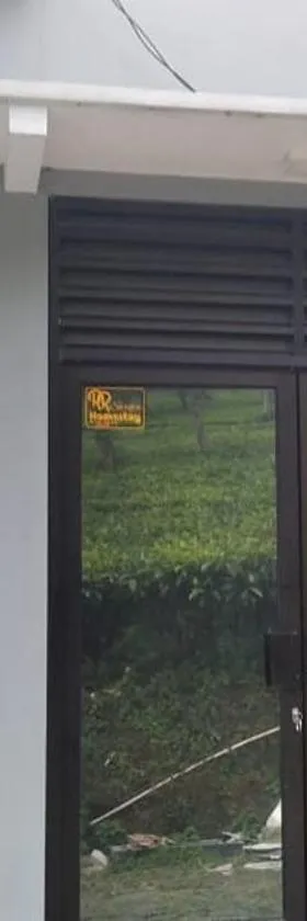 villa RR Seroja kamar biasa，位于Garung的酒店