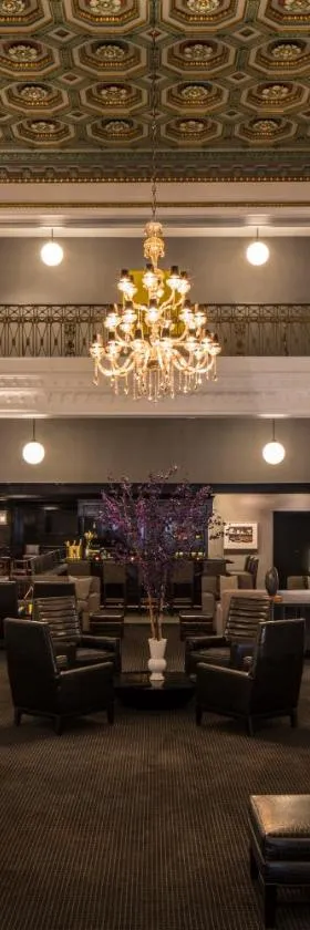 Lord Baltimore Hotel，位于巴尔的摩的酒店
