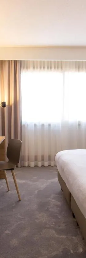 宫格尔酒店，位于维勒班的酒店