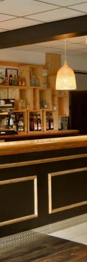 HOSTEL Les Bois Verts - Les Herbiers，位于莱塞比耶的酒店