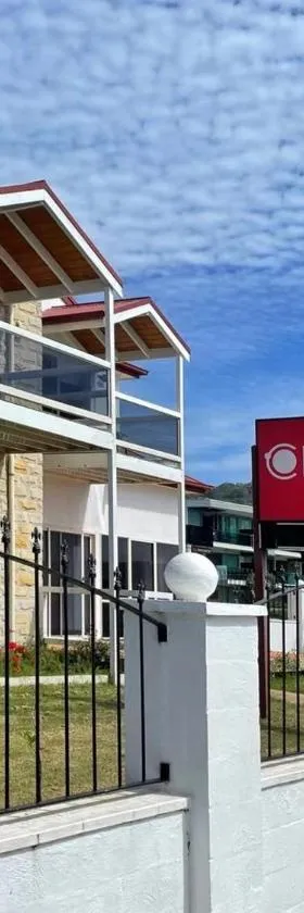 ODYSSEY APOLLO BAY，位于阿波罗湾的酒店