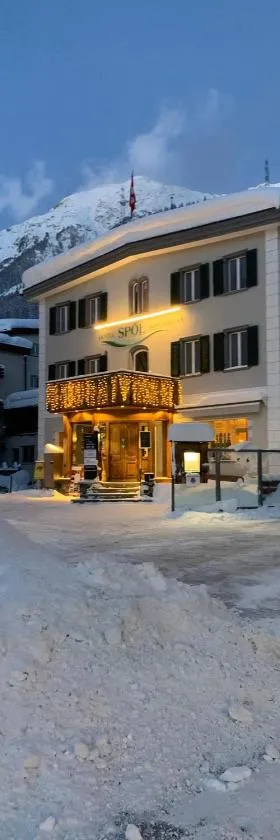 Hotel Spöl Restaurant，位于策尔内茨的酒店