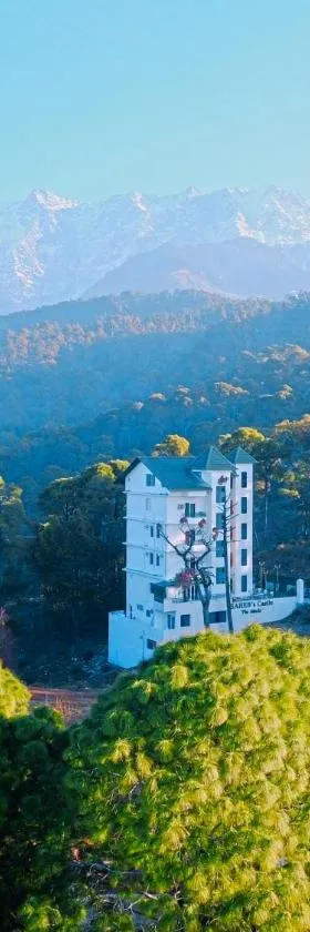 Hotel Saheb's Castle McLeodganj，位于麦罗肯机的酒店