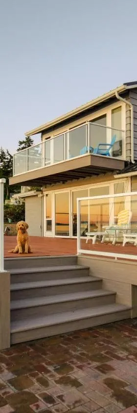 Spyglass Beach House，位于Freeland的酒店