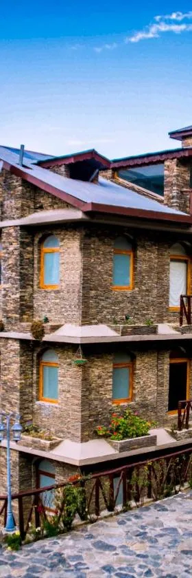 The Manor Luxury Apartments, Shimla，位于马舍布拉的酒店