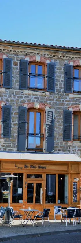 Les Trois Temps，位于Saint-Didier-sur-Rochefort的酒店
