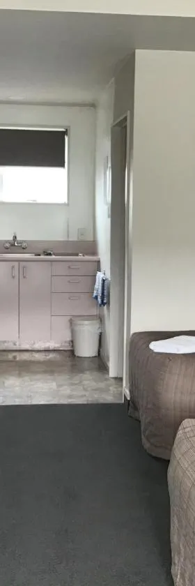 Helensborough Motor Inn，位于巴尔克拉萨的酒店