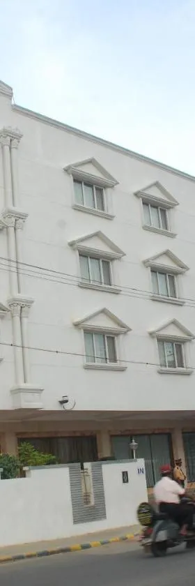 帕莱阿塔关口酒店，位于班加罗尔的酒店