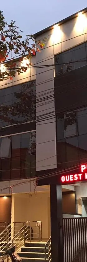 Prestige Guest House，位于比拉斯布尔的酒店