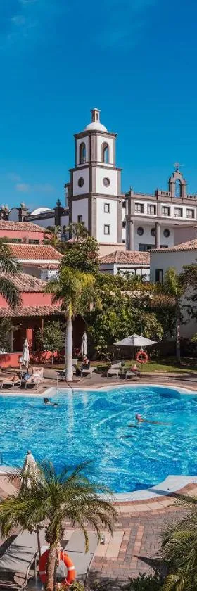 Lopesan Villa del Conde Resort & Thalasso，位于梅罗那瑞斯的酒店