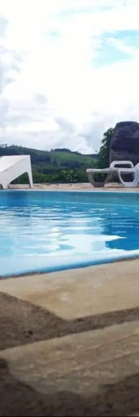 Chácara Recanto das Pedras - Socorro/SP - WiFi e Pebolim，位于索科罗的酒店