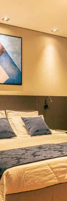 Mayná Hotel Prudentópolis Centro，位于普鲁登托波利斯的酒店