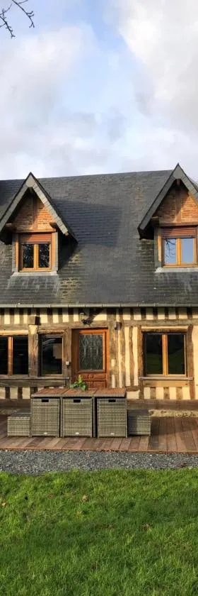 L'étable aux Gîtes du val，位于Genneville的酒店