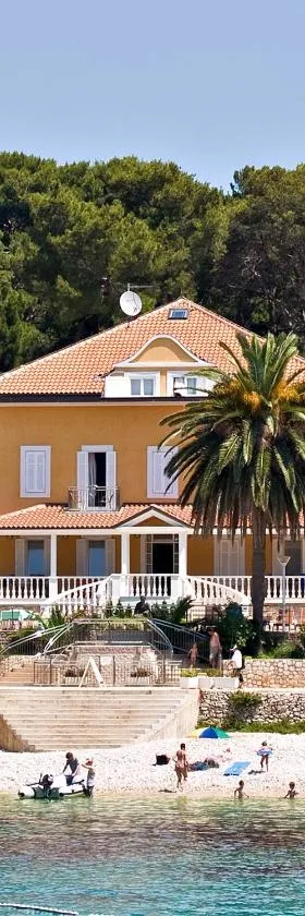 Kredo B&B，位于木洛希尼的酒店