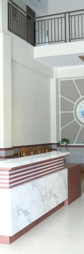 Joyful Hotel，位于丹戎潘丹的酒店