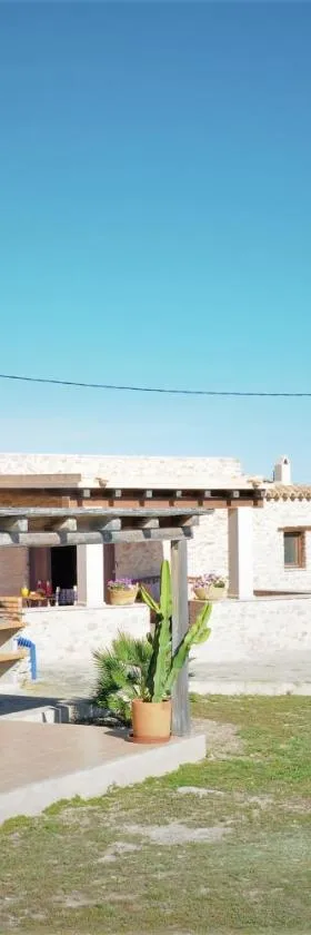 Siamoformentera Villa Annabella，位于圣弗朗西斯科哈维尔的酒店