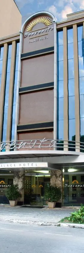 Benvenuto Palace Hotel，位于瓦拉达里斯州长市的酒店