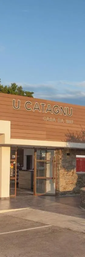 Hotel U Catagnu，位于圣尼科劳的酒店