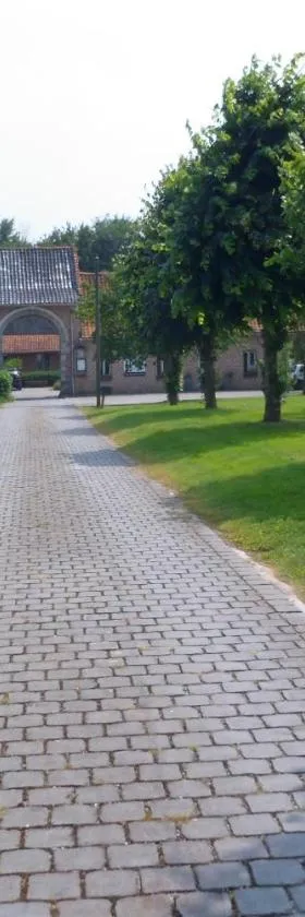Gîte de la Noyelle à Sainghin en Mélantois，位于桑甘恩蒙朗特的酒店