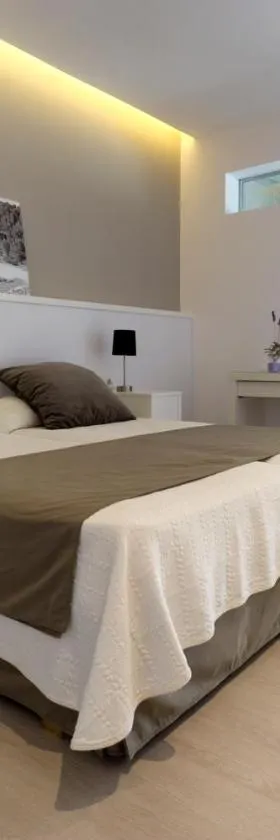 Hostal La Palma，位于福尔内利斯的酒店