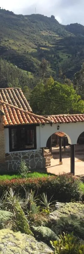 La Casona Cucaita. Sede Campestre，位于Cucaita的酒店