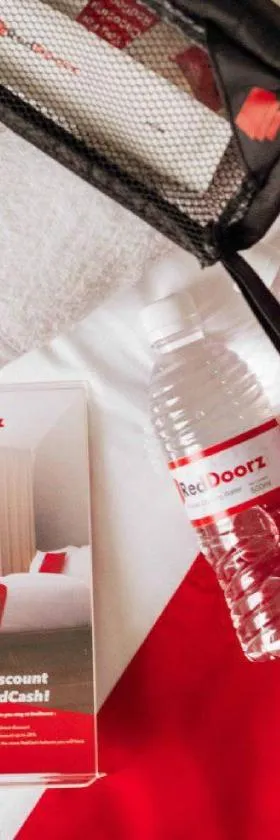 RedDoorz Plus @ Vantas Hotel Parbaba，位于Sinapuran的酒店