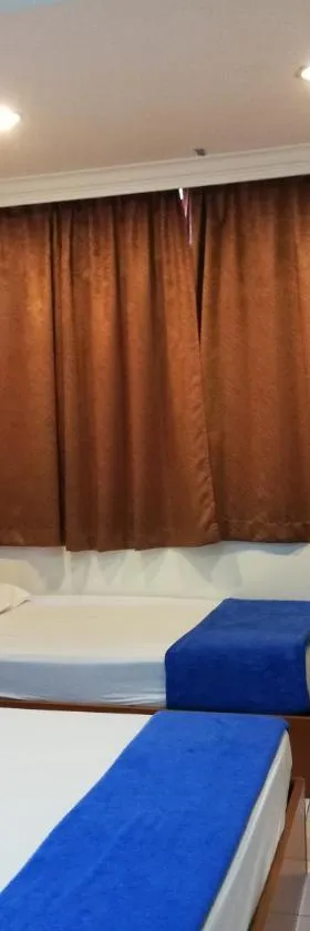 Sri Gate Hotel，位于龙运的酒店