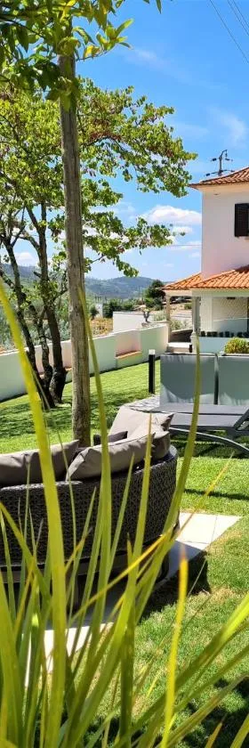 Quinta da Palmeira - Country House Retreat & Spa，位于Cerdeira的酒店