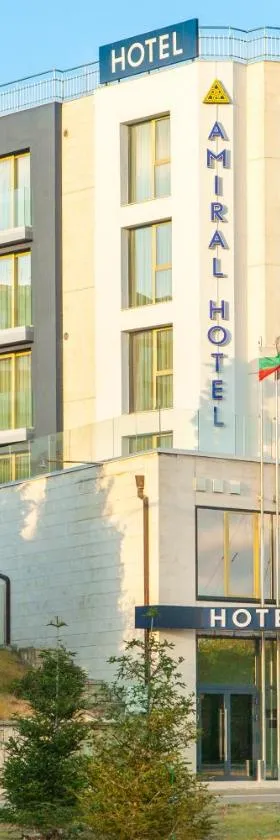 Amiral Hotel，位于瓦尔纳的酒店