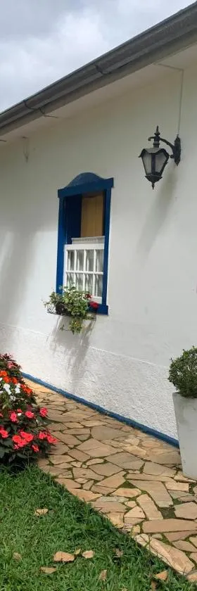 Casa de Violeta Pousada，位于蒂拉登特斯的酒店
