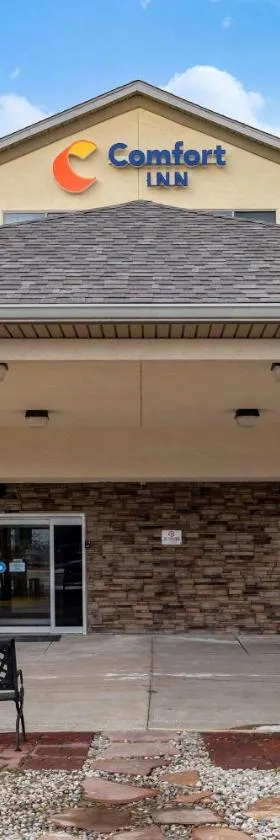 Comfort Inn Shelbyville North，位于谢尔比维尔的酒店