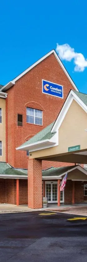 Comfort Inn & Suites Fairburn - Atlanta Southwest，位于费尔本的酒店